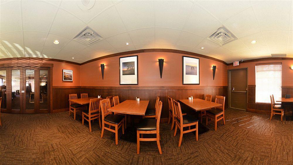 Best Western Plus Country Meadows Inn Aldergrove Quarto foto